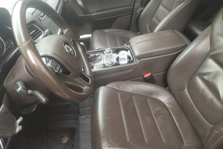 Used Volkswagen Touareg 2017 3.0 TSI Touareg Model Left Front Seat
