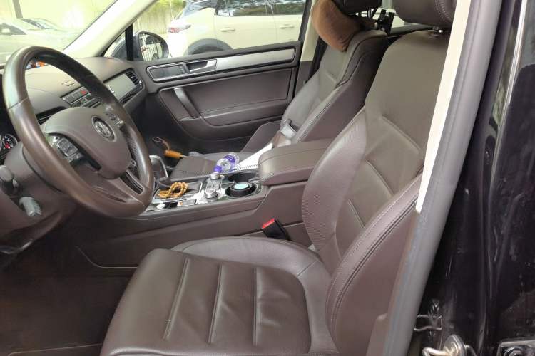 Used Volkswagen Touareg 2017 3.0 TSI Touareg Model Left Front Seat