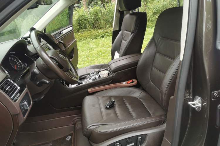 Used Volkswagen Touareg 2017 3.0 TSI Touareg Edition Left Front Seat