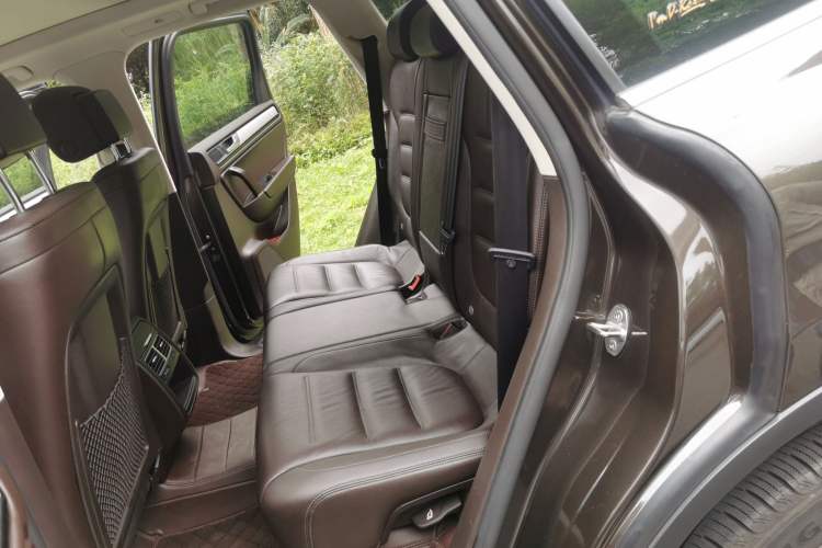 Used Volkswagen Touareg 2017 3.0 TSI Touareg Edition Left Rear Seat