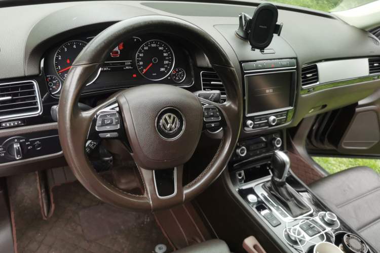 Used Volkswagen Touareg 2017 3.0 TSI Touareg Edition Steering Wheel