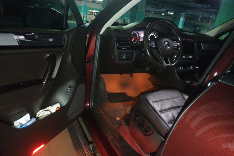 Used Volkswagen Touareg 2017 3.0 TSI Touareg Edition Driver Seat