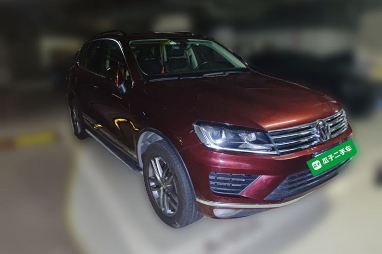 Used Volkswagen Touareg 2017 3.0 TSI Touareg Edition Front Right 45 Deg