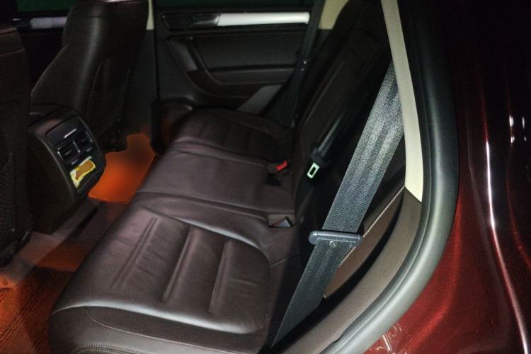 Used Volkswagen Touareg 2017 3.0 TSI Touareg Edition Left Rear Seat