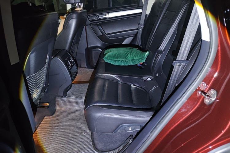 Used Volkswagen Touareg 2017 3.0 TSI Touareg Edition Left Rear Seat