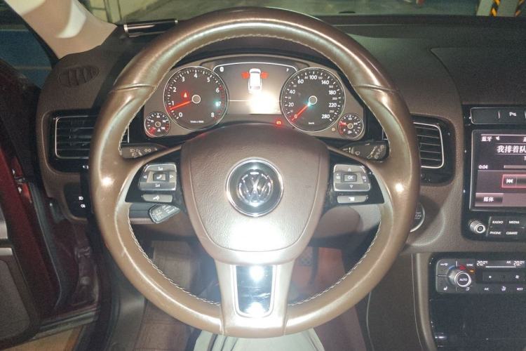 Used Volkswagen Touareg 2017 3.0 TSI Touareg Edition Steering Wheel