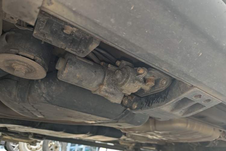 Used Volkswagen Touareg 2017 3.0 TSI Yuyue Model Chassis Rear Right