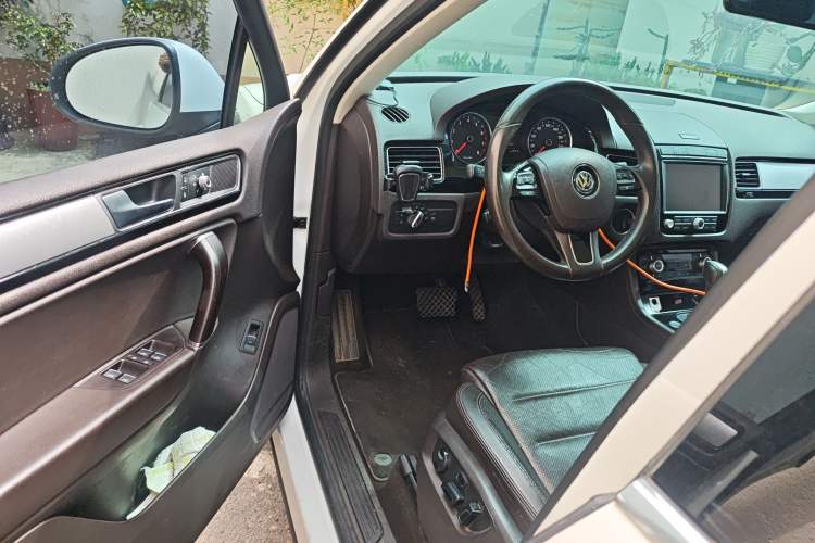 Used Volkswagen Touareg 2017 3.0 TSI Touareg Edition Driver Seat