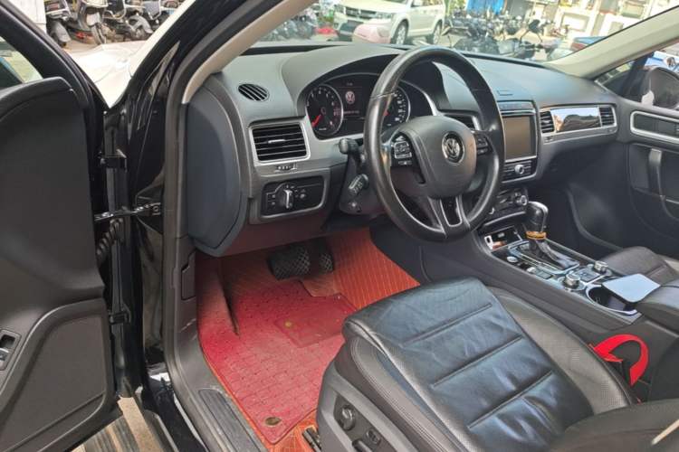Used Volkswagen Touareg 2017 3.0 TSI Yuyue Model Driver Seat