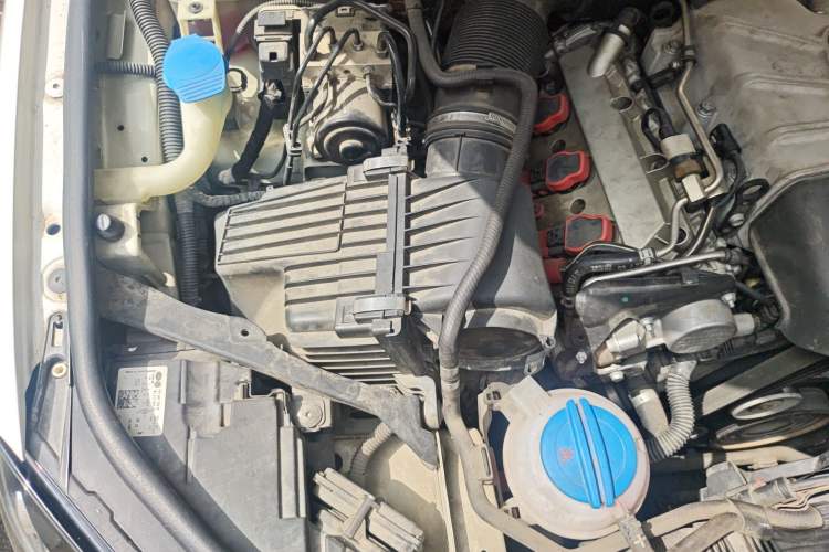 Used Volkswagen Touareg 2017 3.0 TSI Touareg Edition Engine Bay Right