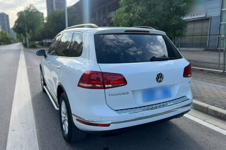 Used Volkswagen Touareg 2017 3.0 TSI Touareg Model Exterior 6