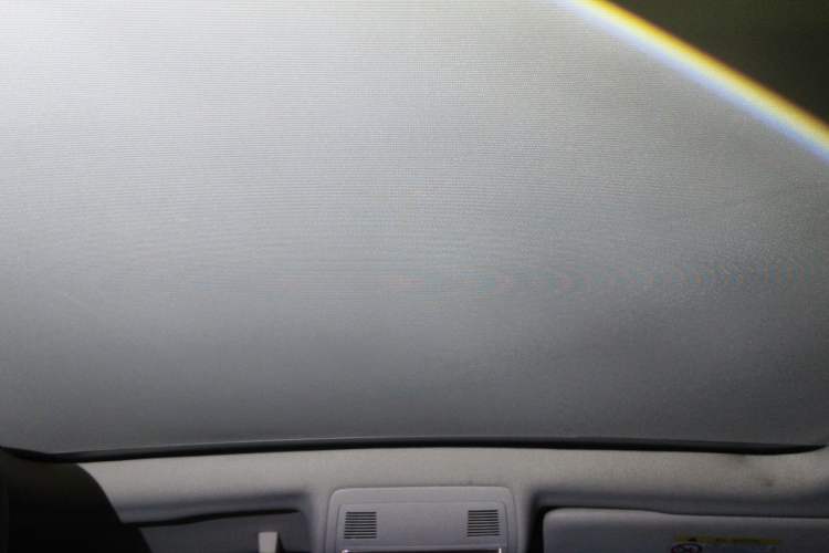 Used Volkswagen Touareg  Headliner