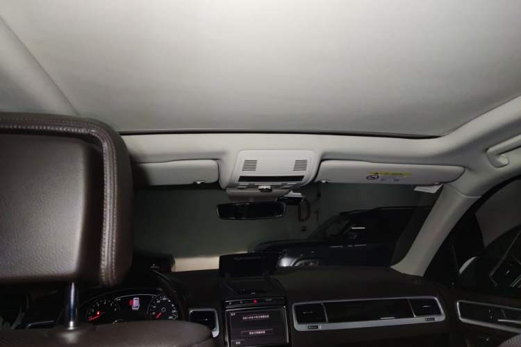 Used Volkswagen Touareg 2017 3.0 TSI Yuyue Model Headliner