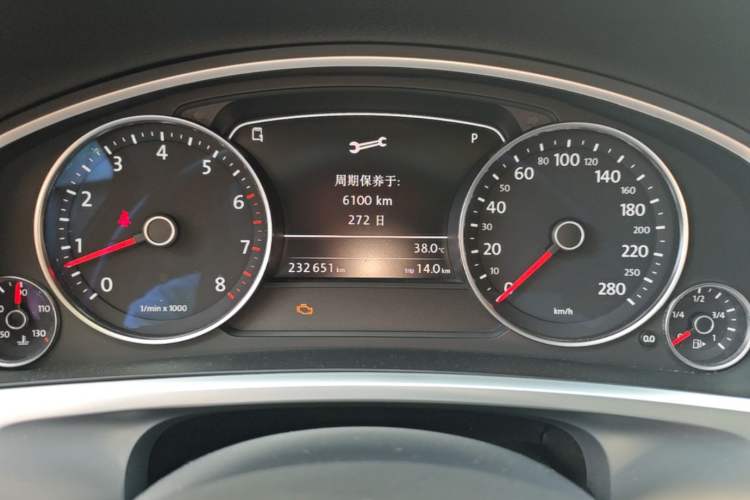 Used Volkswagen Touareg 2017 3.0 TSI Yuyue Model Instrument Cluster