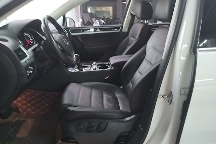 Used Volkswagen Touareg 2017 3.0 TSI Touareg Edition Left Front Seat
