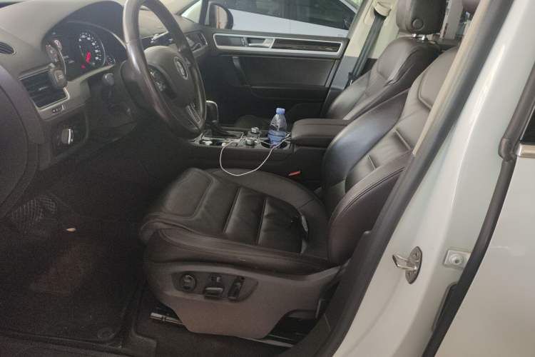 Used Volkswagen Touareg 2017 3.0 TSI Touareg Model Left Front Seat