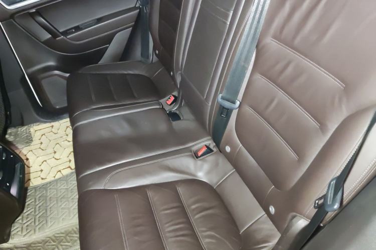 Used Volkswagen Touareg 2017 3.0 TSI Yuyue Model Left Rear Seat