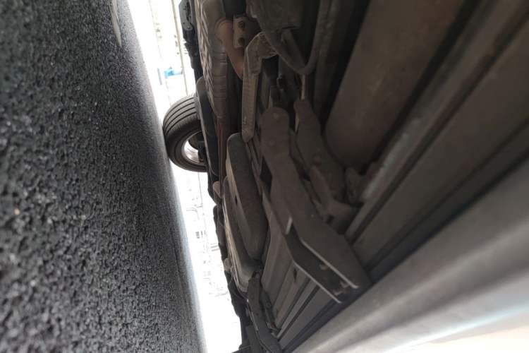 Used Volkswagen Touareg 2017 3.0 TSI Start Edition Left Side Sill