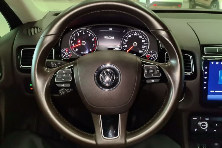 Used Volkswagen Touareg 2017 3.0 TSI Touareg Model Steering Wheel