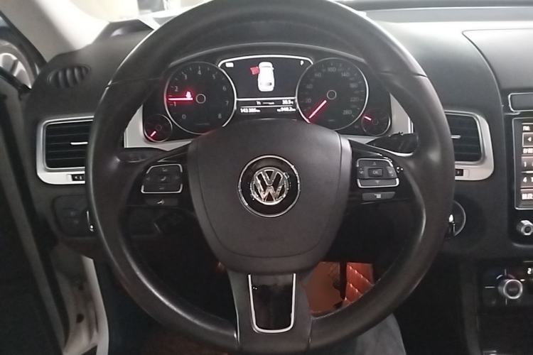 Used Volkswagen Touareg 2017 3.0 TSI Touareg Edition Steering Wheel