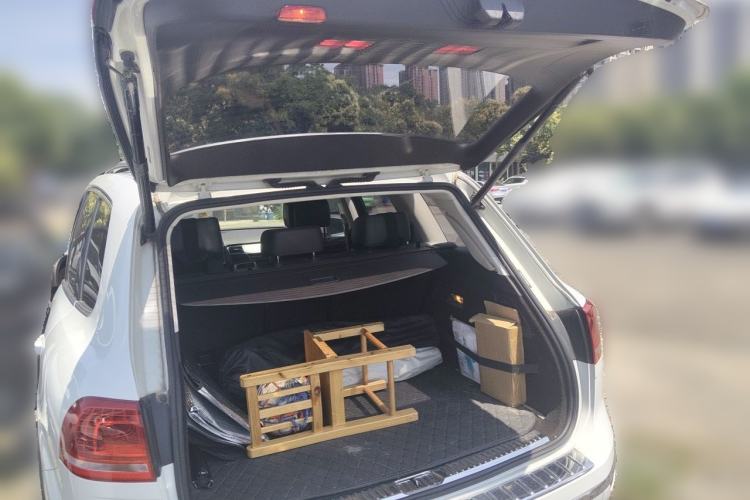 Used Volkswagen Touareg 2017 3.0 TSI Touareg Edition Trunk