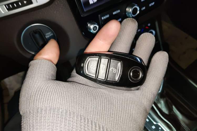 Used Volkswagen Touareg 2017 3.0 TSI Yuyue Model Vehicle Key
