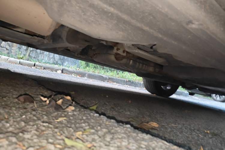 Used Volkswagen Touareg  Chassis Front Left