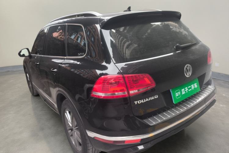 Used Volkswagen Touareg 2018 3.0 TSI Glory Collection Edition Exterior 3