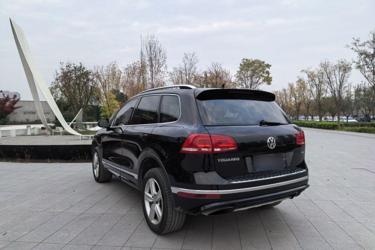 Used Volkswagen Touareg 2018 3.0 TSI Glory Collection Edition Exterior 5