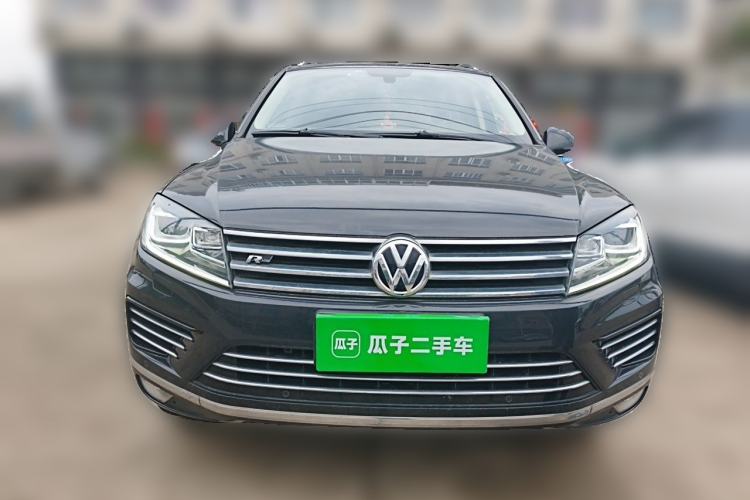 Used Volkswagen Touareg 2018 3.0 TSI Glory Collection Edition Front