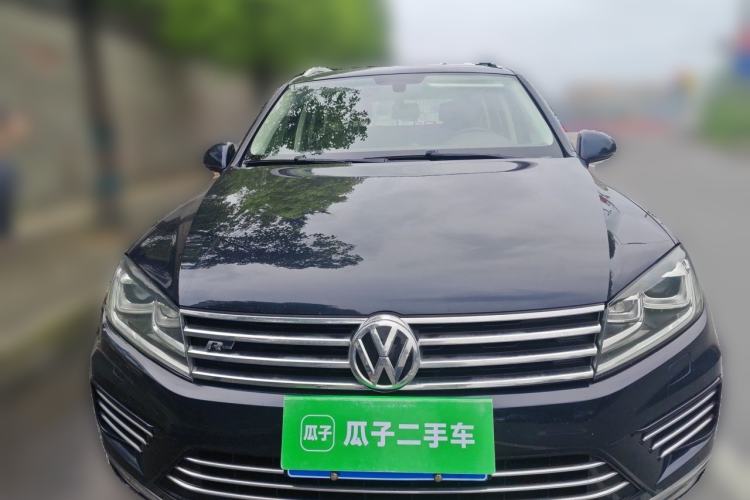 Used Volkswagen Touareg 2018 3.0 TSI Glory Collection Edition Front