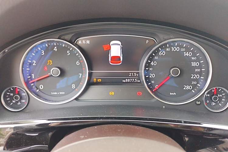 Used Volkswagen Touareg 2018 3.0 TSI Glory Collection Edition Instrument Cluster