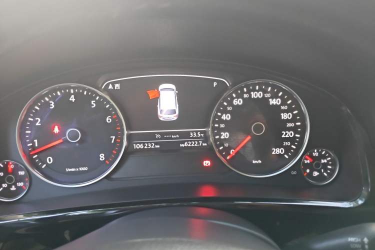 Used Volkswagen Touareg  Instrument Cluster
