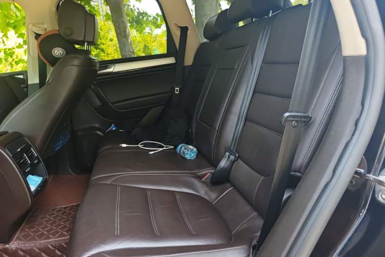 Used Volkswagen Touareg 2018 3.0 TSI Glory Collection Edition Left Rear Seat