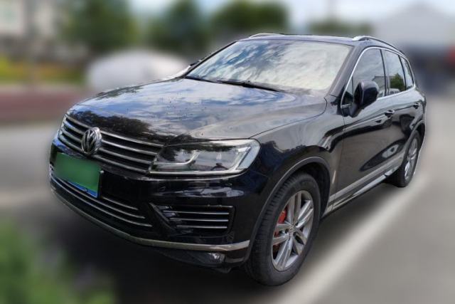 Used Volkswagen Touareg 2018 3.0 TSI Glory Collection Edition