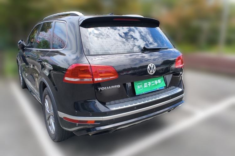 Used Volkswagen Touareg 2018 3.0 TSI Glory Collection Edition Rear Left 45 Deg