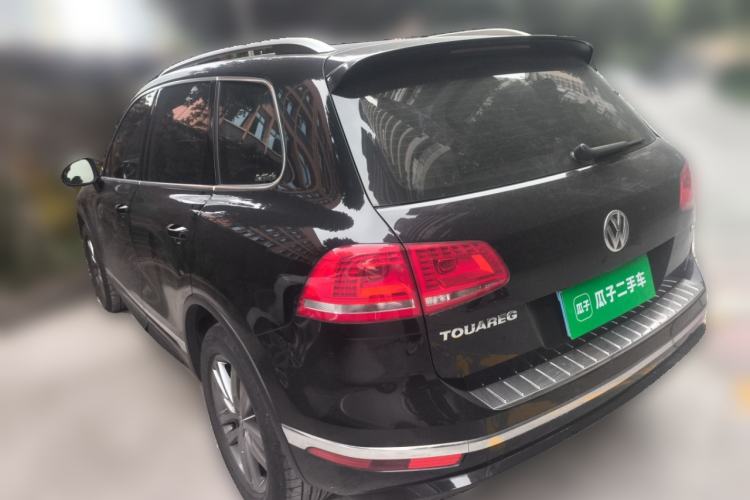 Used Volkswagen Touareg 2018 3.0 TSI Glory Collection Edition Rear Left 45 Deg