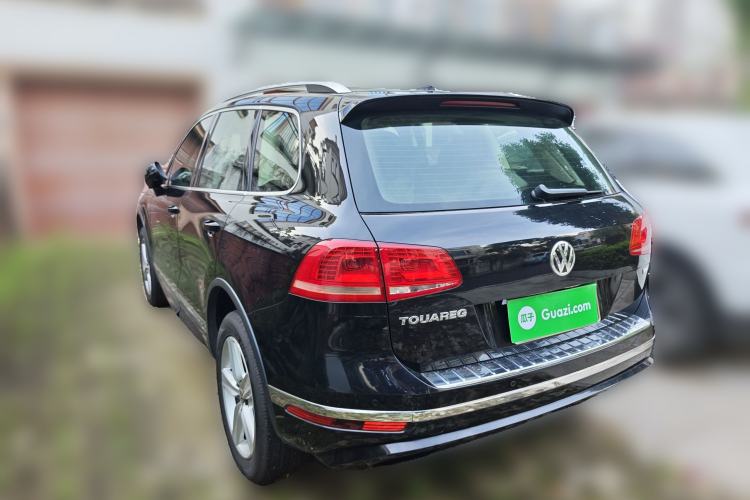 Used Volkswagen Touareg 2018 3.0 TSI Glory Collection Edition Rear Left 45 Deg
