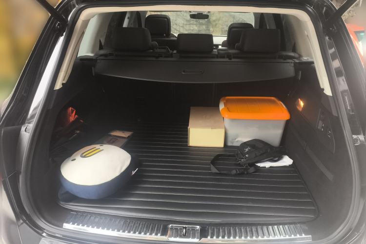Used Volkswagen Touareg 2018 3.0 TSI Glory Collection Edition Trunk