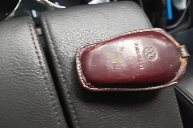 Used Volkswagen Touareg  Vehicle Key