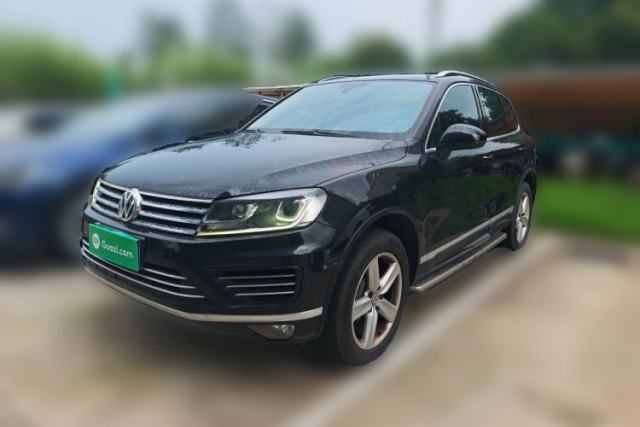 Ojetý Volkswagen Touareg 2018 3.0 TSI Glory Collection Edition