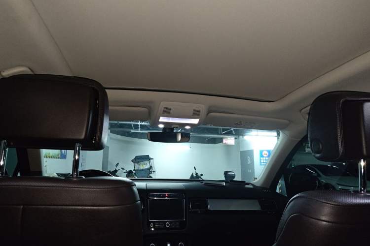 Used Volkswagen Touareg 2018 3.0 TSI Glory Collection Edition Headliner