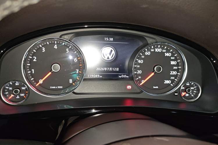 Used Volkswagen Touareg 2018 3.0 TSI Glory Collection Edition Instrument Cluster