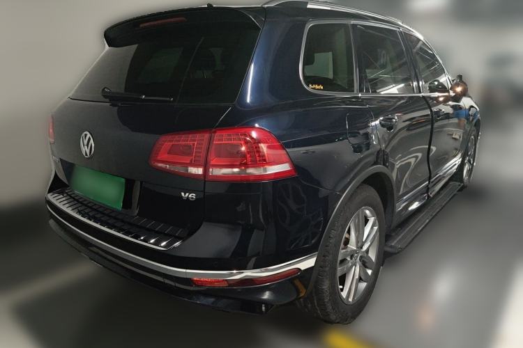 Used Volkswagen Touareg 2018 3.0 TSI Glory Collection Edition Rear Right 45 Deg
