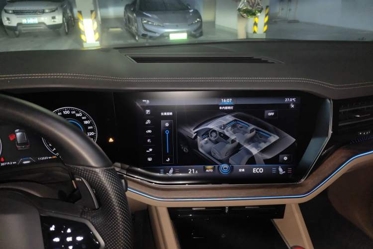 Used Volkswagen Touareg 2019 3.0 TSI Advanced Version China V Standard Audio And AC Panel