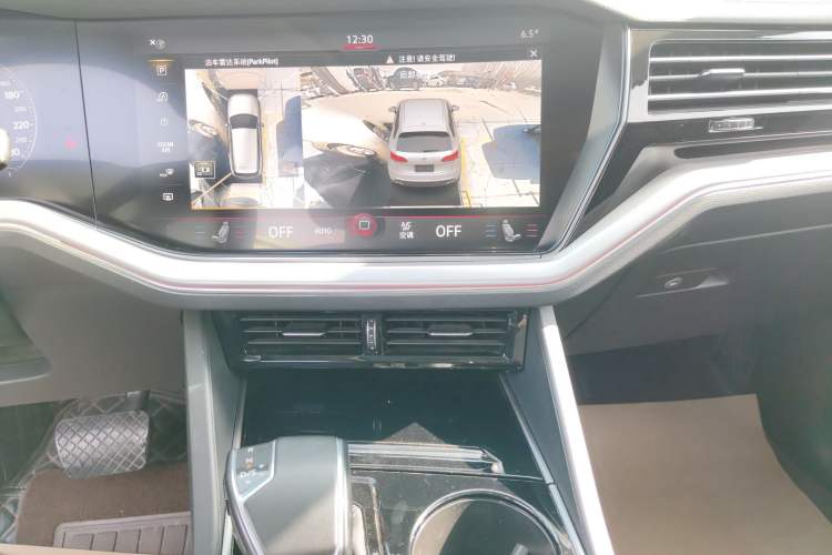 Used Volkswagen Touareg 2019 3.0 TSI RuiFeng Edition China VI Standard Audio And AC Panel