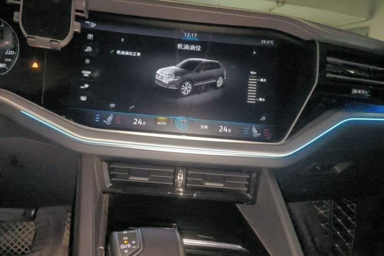 Used Volkswagen Touareg 2019 3.0 TSI RuiFeng Edition China VI Standard Audio And AC Panel