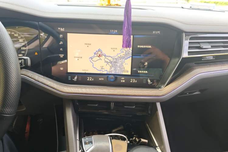 Used Volkswagen Touareg 2019 2.0 TSI Ruiyi Edition China V Standard Audio And AC Panel