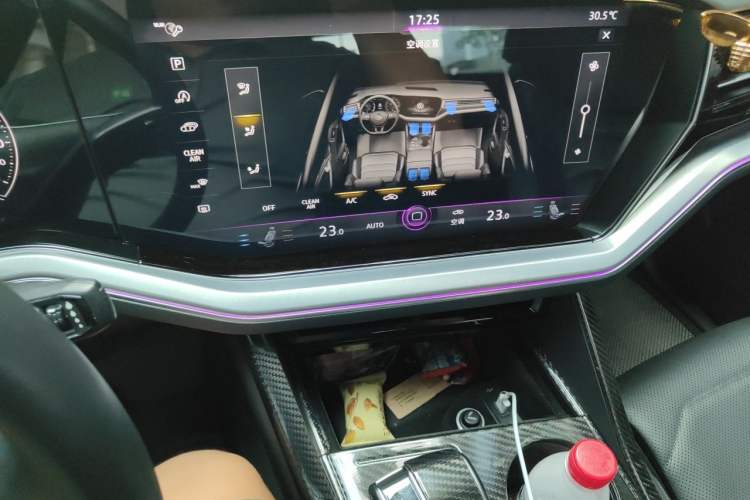 Used Volkswagen Touareg 2019 3.0 TSI RuiFeng Edition China VI Standard Audio And AC Panel