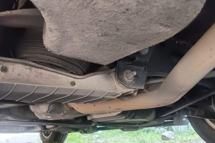 Used Volkswagen Touareg 2019 2.0 TSI Ruiyi Edition China V Standard Chassis Rear Left